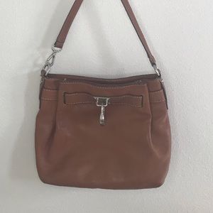 Michael Kors Bags - 💕MICHAEL KORS CROSSBODY PURSE💕 Michael Kors Bags - 💕MICHAEL KORS CROSSBODY PURSE💕